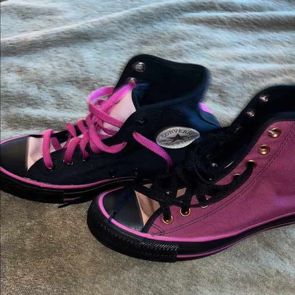 Chuck Taylor Converse High-Top Sneakers - Pink and Black - Picture 6 of 16